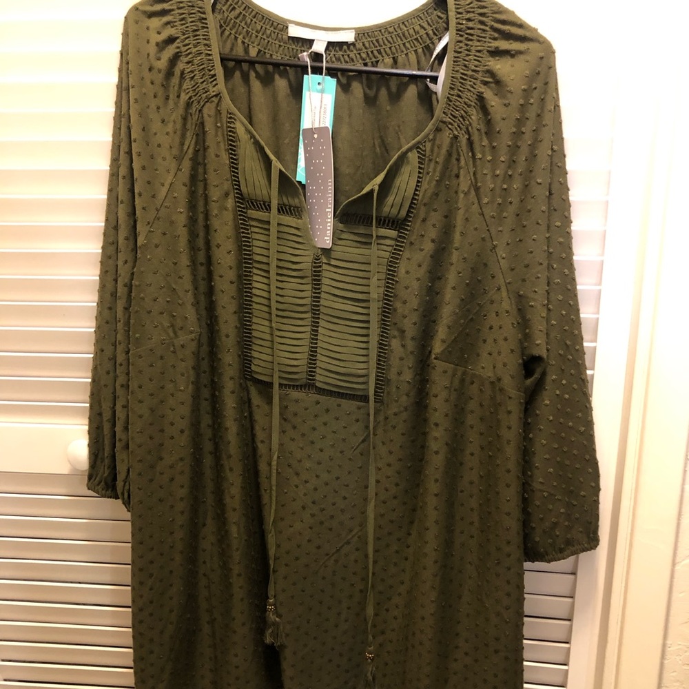 Olive Daniel Rainn Jaymes 3/4 Sleeve Tassel Detail Knit Top. NWT.
